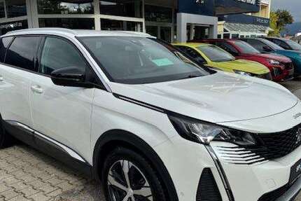 Peugeot 5008 51.315 km 27.490 € Penzberg 82377