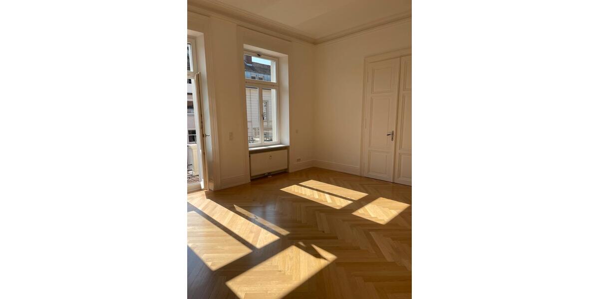 Etagenwohnung Wiesbaden Südost - 5 Zimmer, 145 m&sup2;, 769.000&euro; | Angebot:26020604