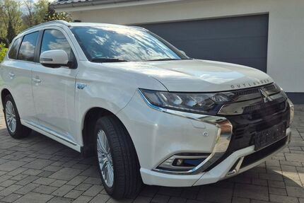 Mitsubishi Plug-in Hybrid Outlander 45.500 km 20.500 &euro; Lossatal 04808