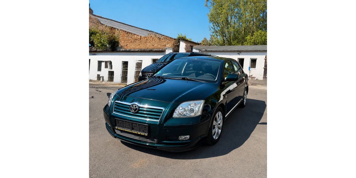 Toyota Avensis 127.342 km 3.980 &euro; Rostock 18146