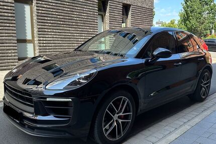 Porsche Macan 130.000 km 49.200 &euro; Düsseldorf 40549