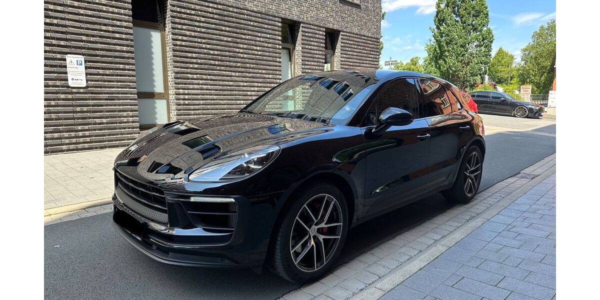 Porsche Macan 130.000 km 49.200 &euro; Düsseldorf 40549