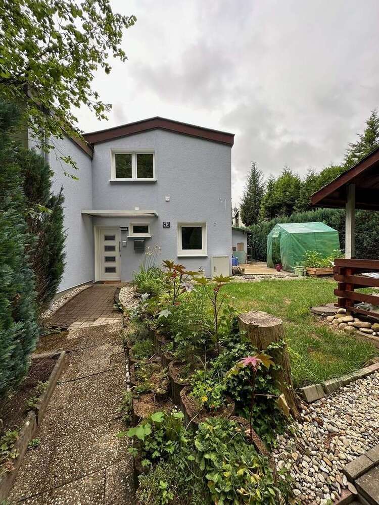 Haus zum Mieten in Braunfels-Wintersburg 855 € 73 m²