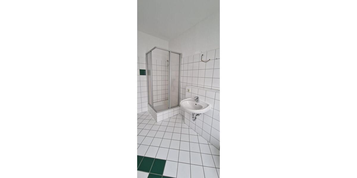 Erdgeschoßwohnung Zwickau - 4 Zimmer, 93 m&sup2;, 580&euro; | Angebot:26676965