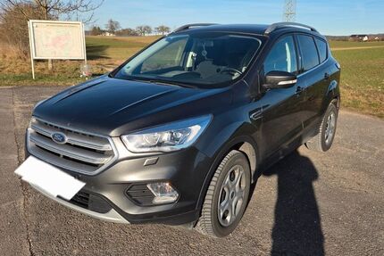 Ford Kuga 67.100 km 14.300 &euro; Rödental 96472