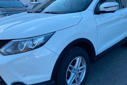 Nissan Qashqai 191.884 km 8.600 &euro; Lichtenfels 96215