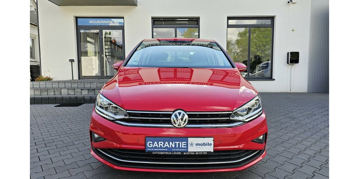 VW Golf Sportsvan 1.5 TSI Highline NAVI LED AHK ACC 128.150 km 15.990 &euro; Löhne 32584