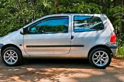 Renault Twingo 109.000 km 3.200 &euro; Buseck 35418