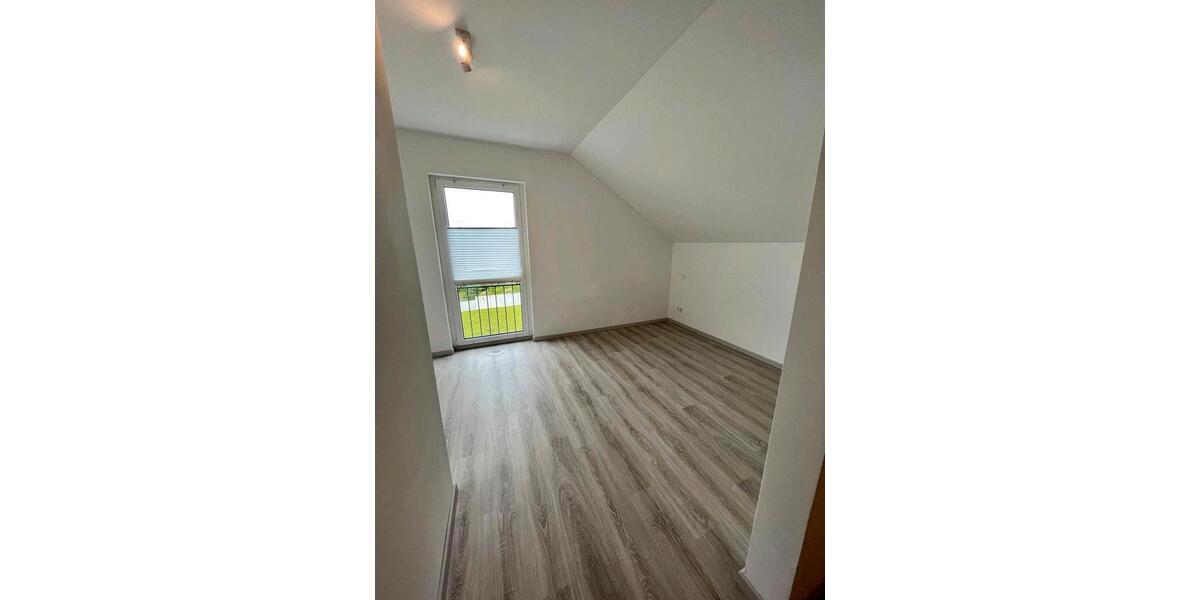 Einfamilienhaus Schorndorf - 6 Zimmer, 164 m&sup2;, 450.000&euro; | Angebot:24609281