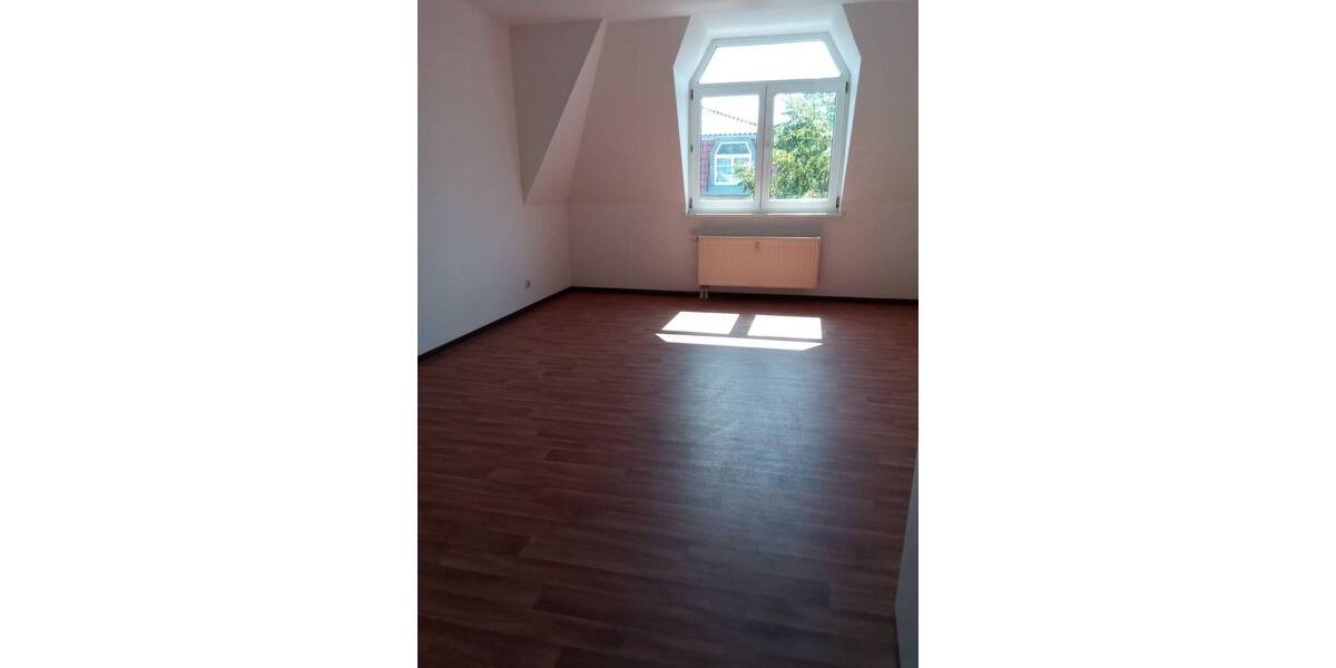 Etagenwohnung Schipkau Meuro - 3 Zimmer, 81 m&sup2;, 475&euro; | Angebot:25704046