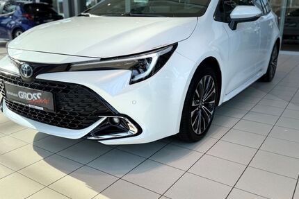 Toyota Corolla 8.200 km 31.979 &euro; Amberg 92224