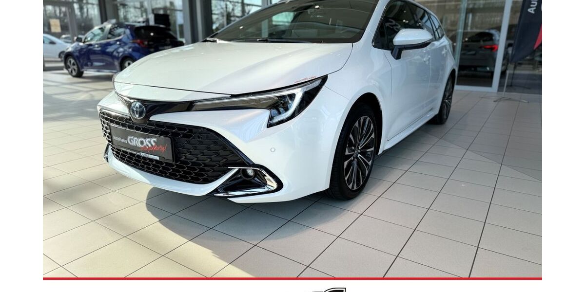 Toyota Corolla 8.200 km 31.979 &euro; Amberg 92224