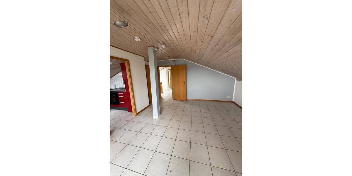 Dachgeschoßwohnung Wetzlar Dutenhofen - 2 Zimmer, 41 m&sup2;, 480&euro; | Angebot:26296779