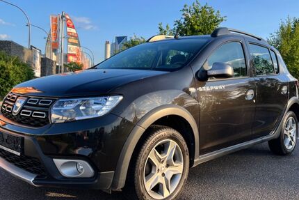Dacia Sandero 38.532 km 9.500 &euro; Berlin 14193
