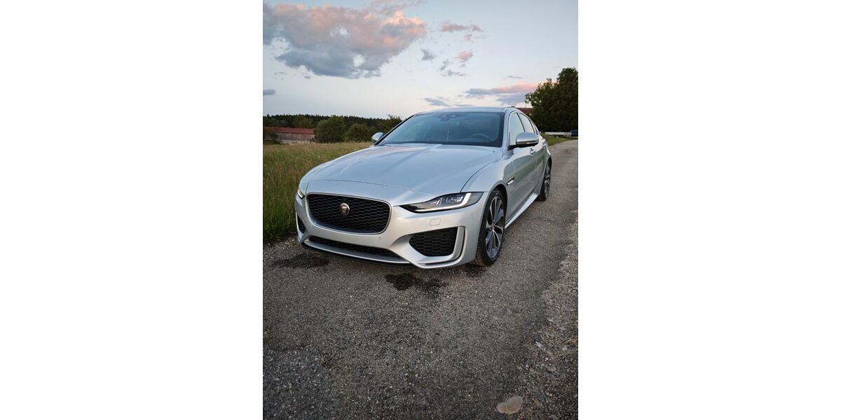 Jaguar XE 84.000 km 22.600 &euro; Landshut 84032