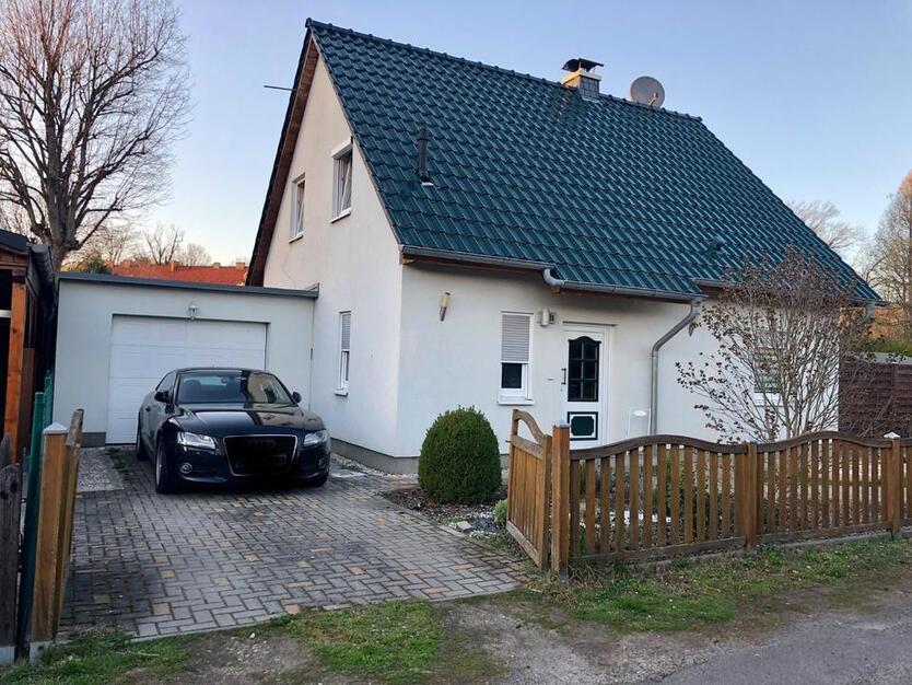 Einfamileinhaus, Hennigdorf, 4 Zimmer, Garage, Haus, 120m2,Garten