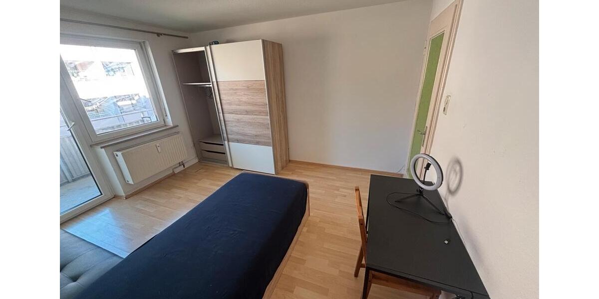 Erdgeschoßwohnung Stadtbergen - 3 Zimmer, 25 m&sup2;, 530&euro; | Angebot:26345463