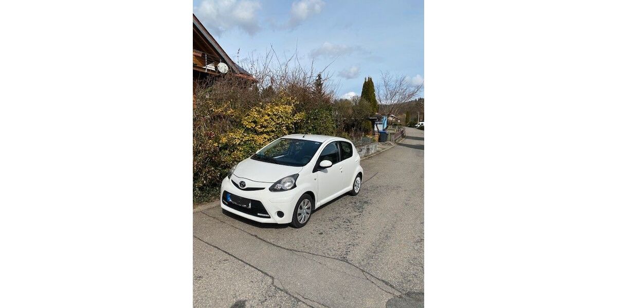 Toyota Aygo (X) 164.400 km 3.100 &euro; Öhningen 78337