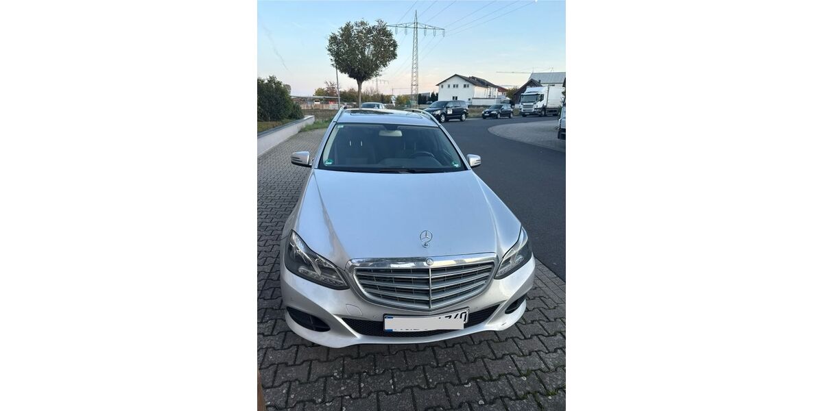 Mercedes-Benz E 220 106.000 km 14.500 &euro; Habitzheim 64853