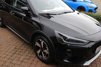 Ford Focus 11.000 km 31.900 &euro; Mühlhausen 99974