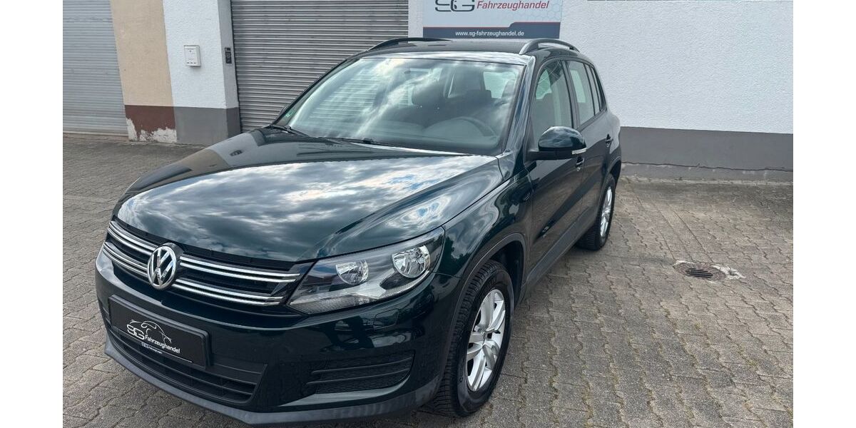 VW Tiguan 205.900 km 6.290 € Karlsdorf 76689