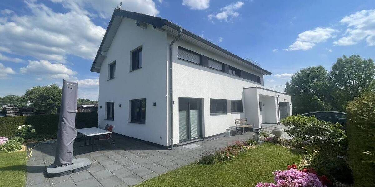 Einfamilienhaus Bernsdorf Großgrabe - 6 Zimmer, 170 m&sup2;, 599.000&euro; | Angebot:26346991