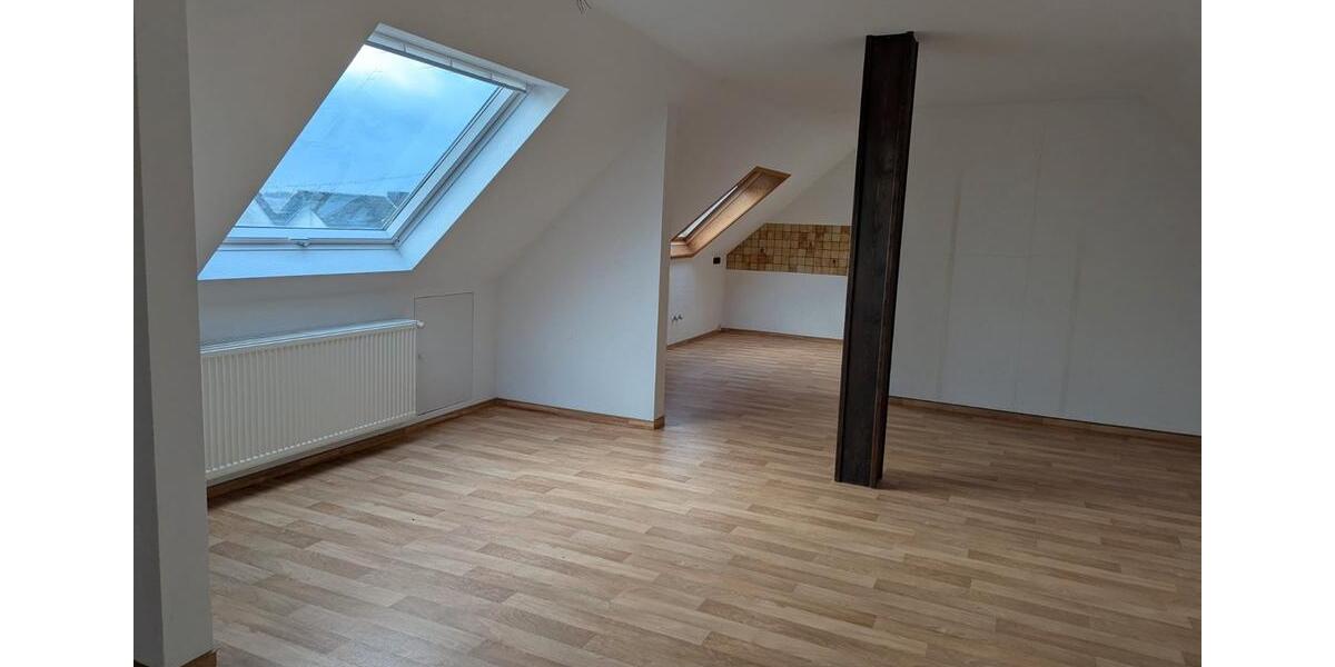Einfamilienhaus Schuld - 6 Zimmer, 156 m&sup2;, 1.350&euro; | Angebot:26580271