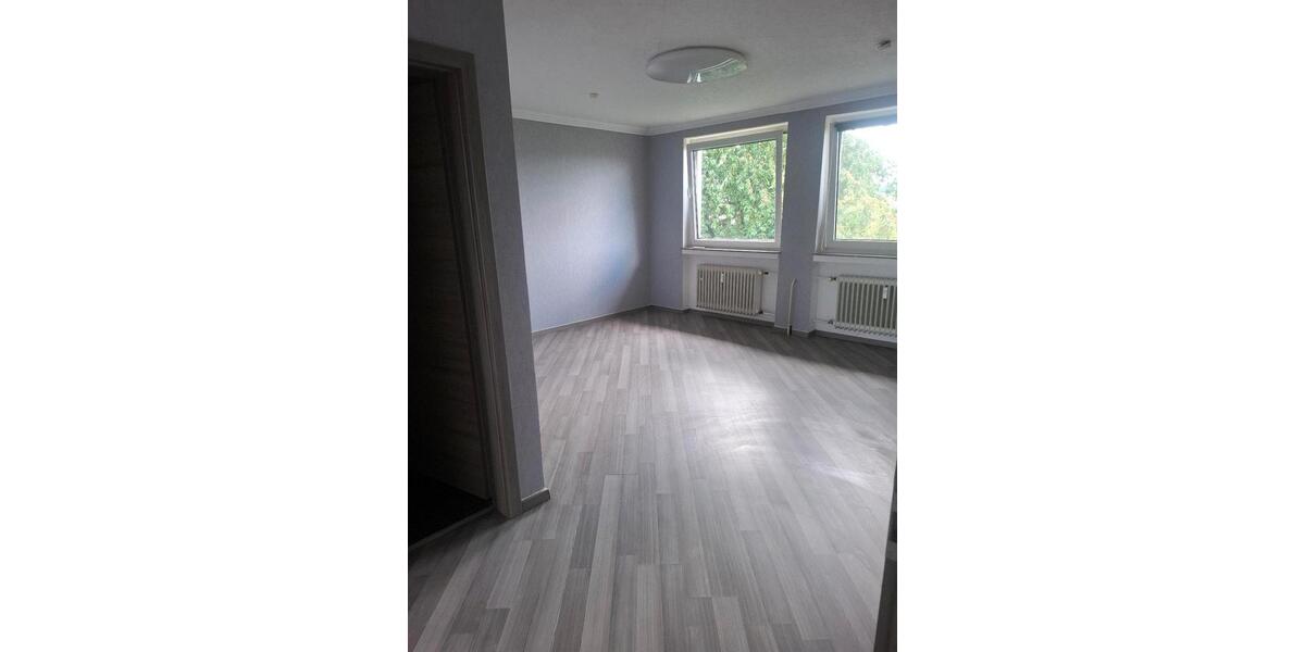 Etagenwohnung Hameln Kernstadt - 4 Zimmer, 96 m&sup2;, 150.000&euro; | Angebot:27029102