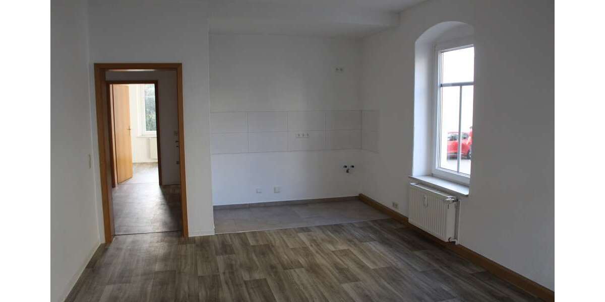 Attraktives Mehrfamilienhaus als Zins- und renditestarke Investition in Zittau West - Mehrfamilienhaus, Wohnhaus Zittau | Angebot:13435870
