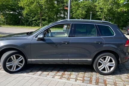 VW Touareg 272.000 km 9.300 &euro; Haar 85540