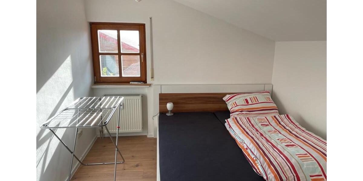 Dachgeschoßwohnung Untergriesbach - 3.5 Zimmer, 105 m&sup2;, 750&euro; | Angebot:26521954