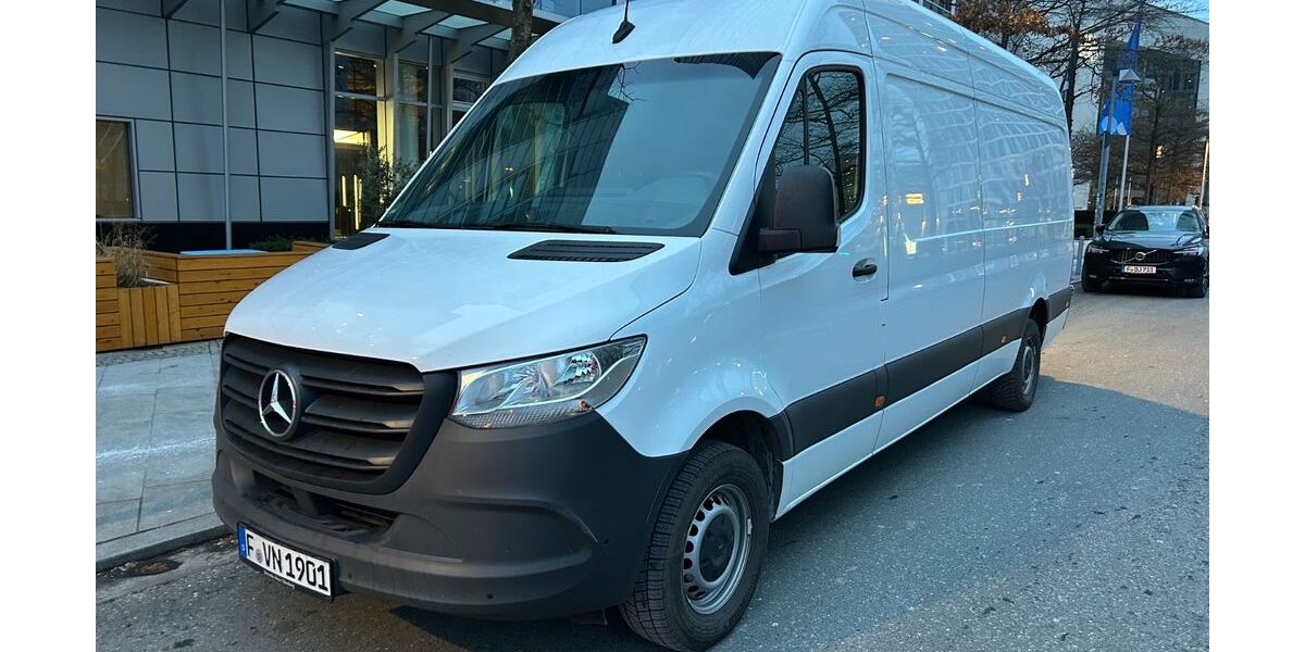 Mercedes-Benz Sprinter 162.500 km 26.500 &euro; Frankfurt 60327