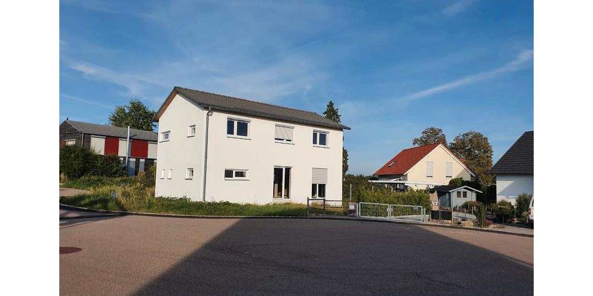 Einfamilienhaus Neuenstein - 4 Zimmer, 126 m&sup2;, 329.000&euro; | Angebot:26349419