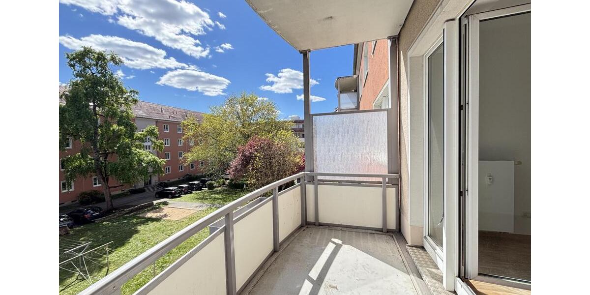 Etagenwohnung Frankfurt (Oder) - 2 Zimmer, 73 m&sup2;, 572&euro; | Angebot:26367737