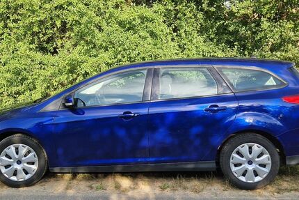 Ford Focus 179.000 km 3.150 &euro; Saal 97633