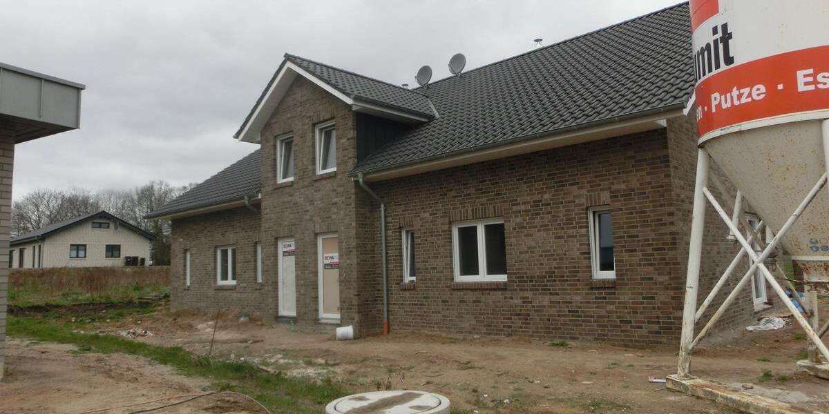 Einfamilienhaus Uchte - 6 Zimmer, 178 m&sup2;, 1.400&euro; | Angebot:23435363