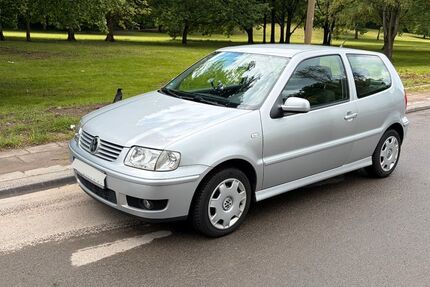 VW Polo 156.000 km 2.350 &euro; Köln 50739