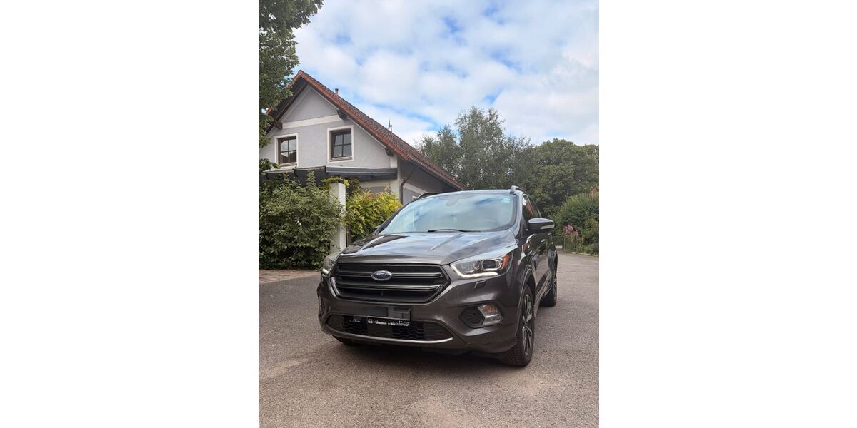 Ford Kuga 131.250 km 14.950 &euro; Kastl 92280