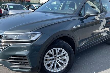 VW Touareg 130.000 km 33.450 € Tübingen-Bühl 72072