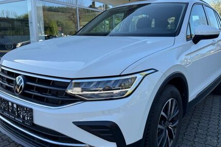 VW Tiguan 86.650 km 22.950 &euro; Beilstein 71717
