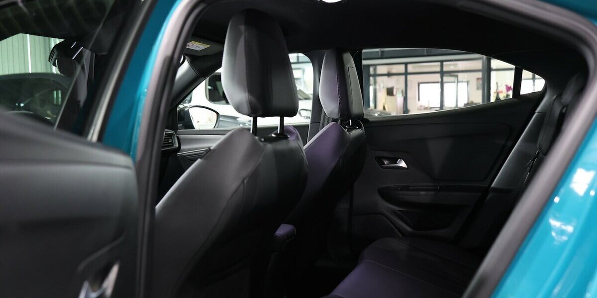 Opel Mokka 1.2T HIGH-GLOSS-BLACK GS-LINE SPORT MATRIX 14.000 km 20.991 &euro; Hamm 59077