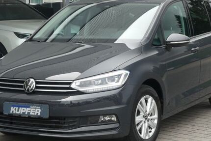VW Touran 28.580 km 32.900 &euro; Vaihingen / Enz 71665