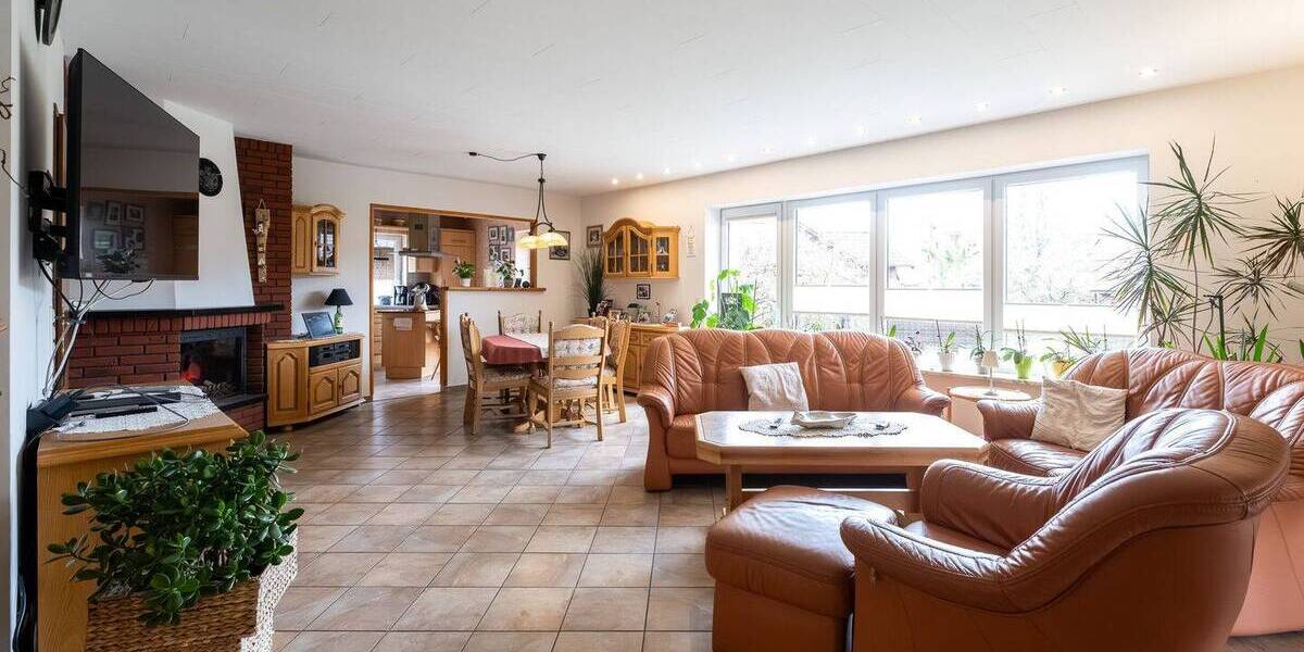 Einfamilienhaus Süderlügum - 5 Zimmer, 165 m&sup2;, 359.900&euro; | Angebot:26309972