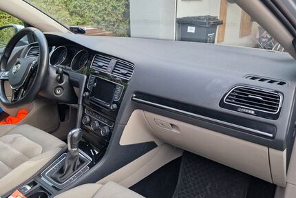 VW Golf 130.000 km 13.200 &euro; Langenau 89129