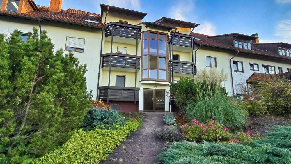 Etagenwohnung Karlsbad Langensteinbach - 5 Zimmer, 98 m&sup2;, 349.000&euro; | Angebot:25665812