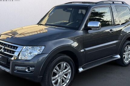 Mitsubishi Pajero 62.000 km 35.900 &euro; Hochheim am Main 65239