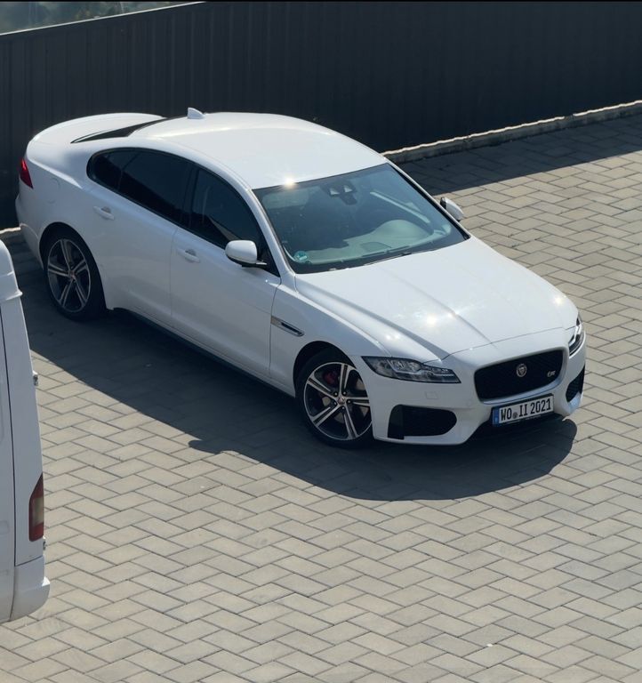 Jaguar XF 188.000 km 18.500 € Worms 67547
