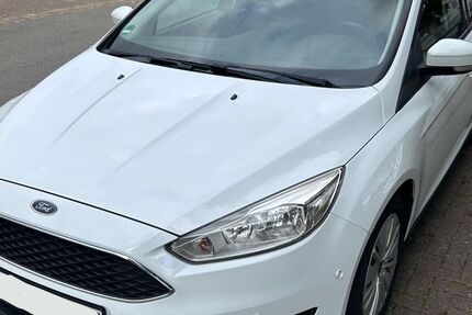 Ford Focus 154.000 km 6.295 &euro; Warburg 34414