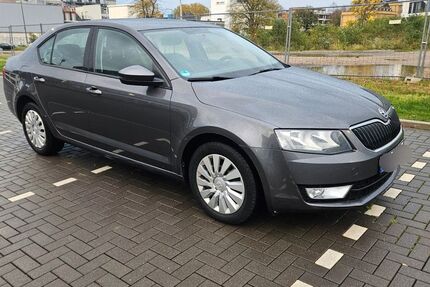 Skoda Octavia 223.100 km 5.295 € Köln 50827