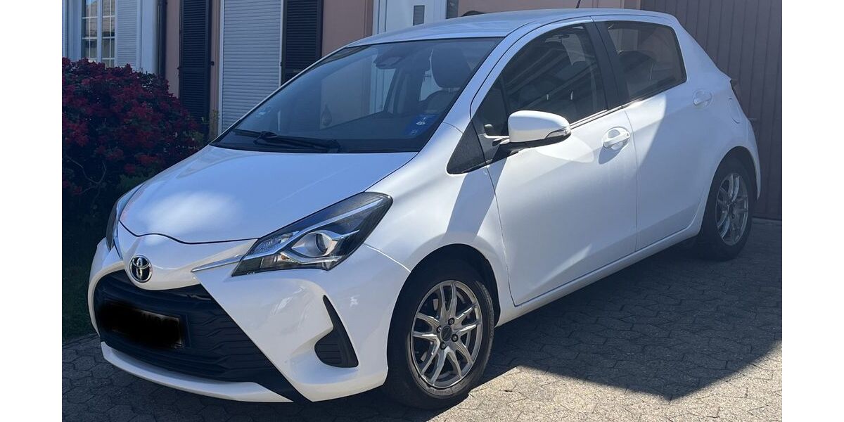 Toyota Yaris 65.700 km 10.700 &euro; Illingen 66557